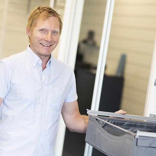 Hans-Petters beste garderobetips - Garderobemekka - foto@villavarmbo Hans Petter Ingebrigtsen er de trønderske kundenes trygge guide i garderobejungelen. Han strekker seg langt for å få fornøyde kunder! Les hans beste råd for at du kan bli en av dem i bloggen vår på garderobemekka.no.