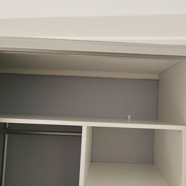 toppskinne til skyvedørsgarderobe