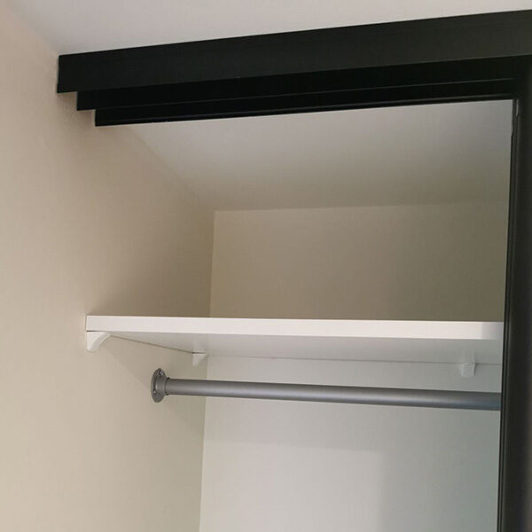 skreddersydd skyvedørsgarderobe