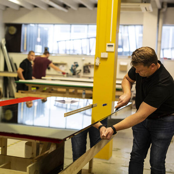 Hans-Petters beste garderobetips - Garderobemekka - foto@villavarmbo Hans Petter Ingebrigtsen er de trønderske kundenes trygge guide i garderobejungelen. Han strekker seg langt for å få fornøyde kunder! Les hans beste råd for at du kan bli en av dem i bloggen vår på garderobemekka.no.