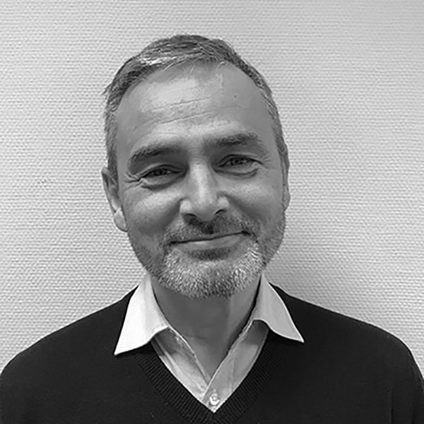 Ingulf Romundstad er Avdelingsleder for Garderobemekka Trondheim. Han har lang erfaring fra garderobebransjen, og hjelper deg gjerne å planlegge din drømmegarderobe! Les mer på garderobemekka.no