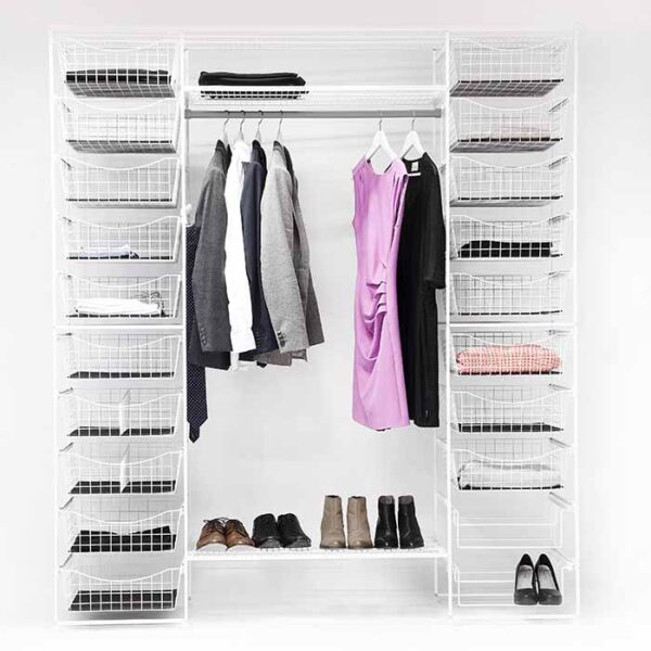 Mange drømmer om mer oppbevaringsplass, men ofte er det smart og funksjonell innredning til garderoben som gir maksimal utnyttelse av plassen du har tilgjengelig. Les mer på våre nettsider.